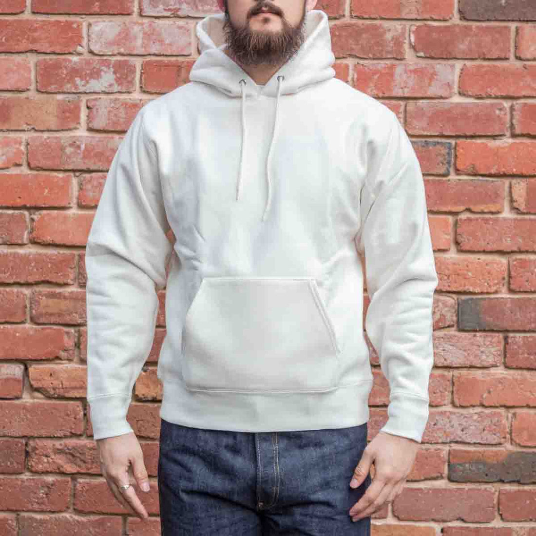 Classic Hoodie / Off White