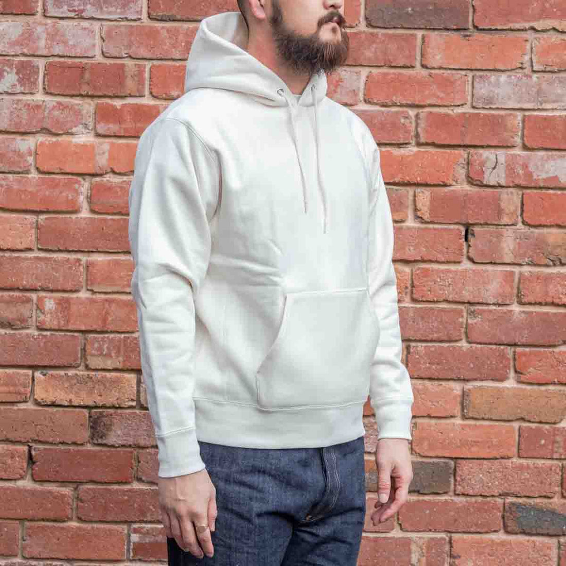 Classic Hoodie / Off White