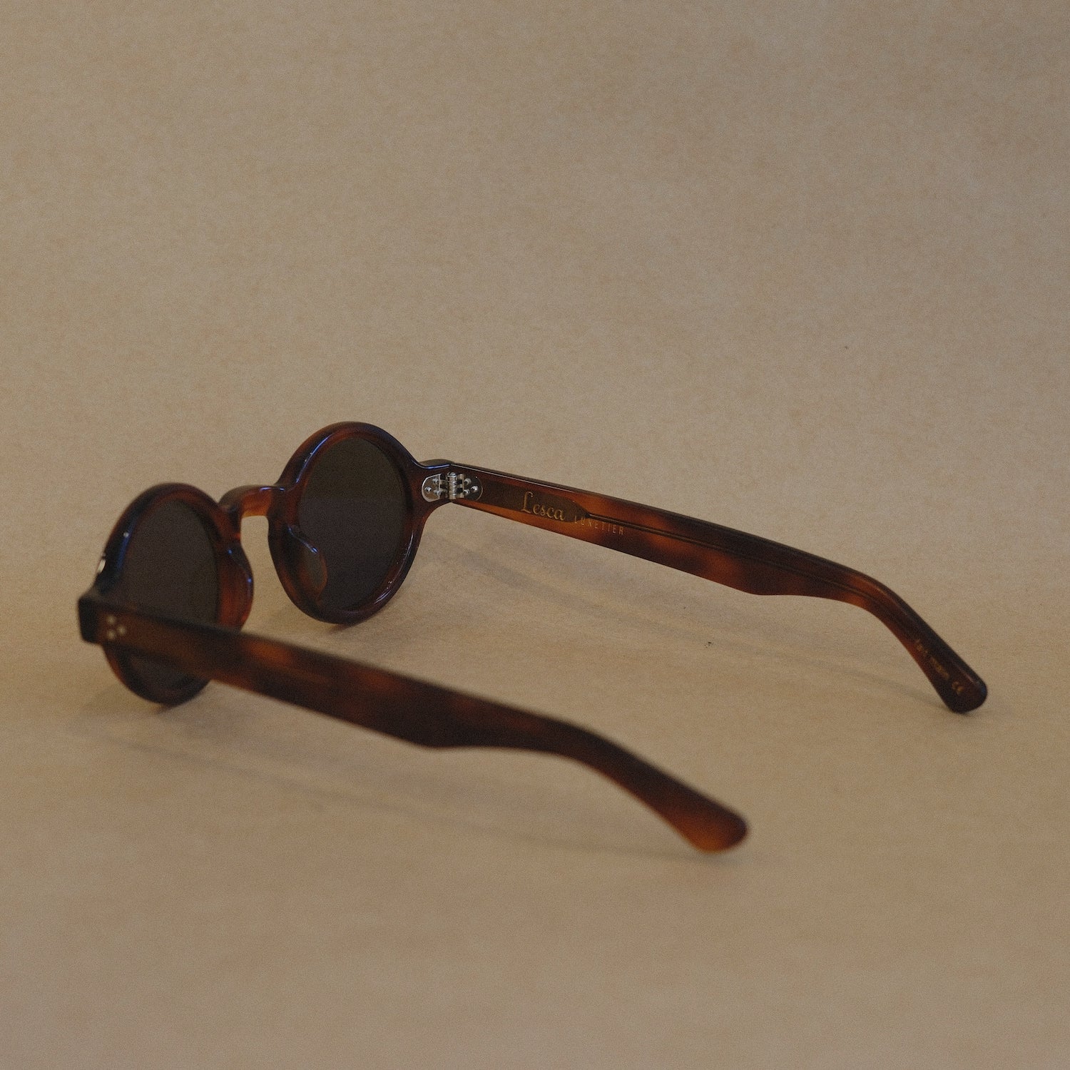 Burt / Ecaille Clair