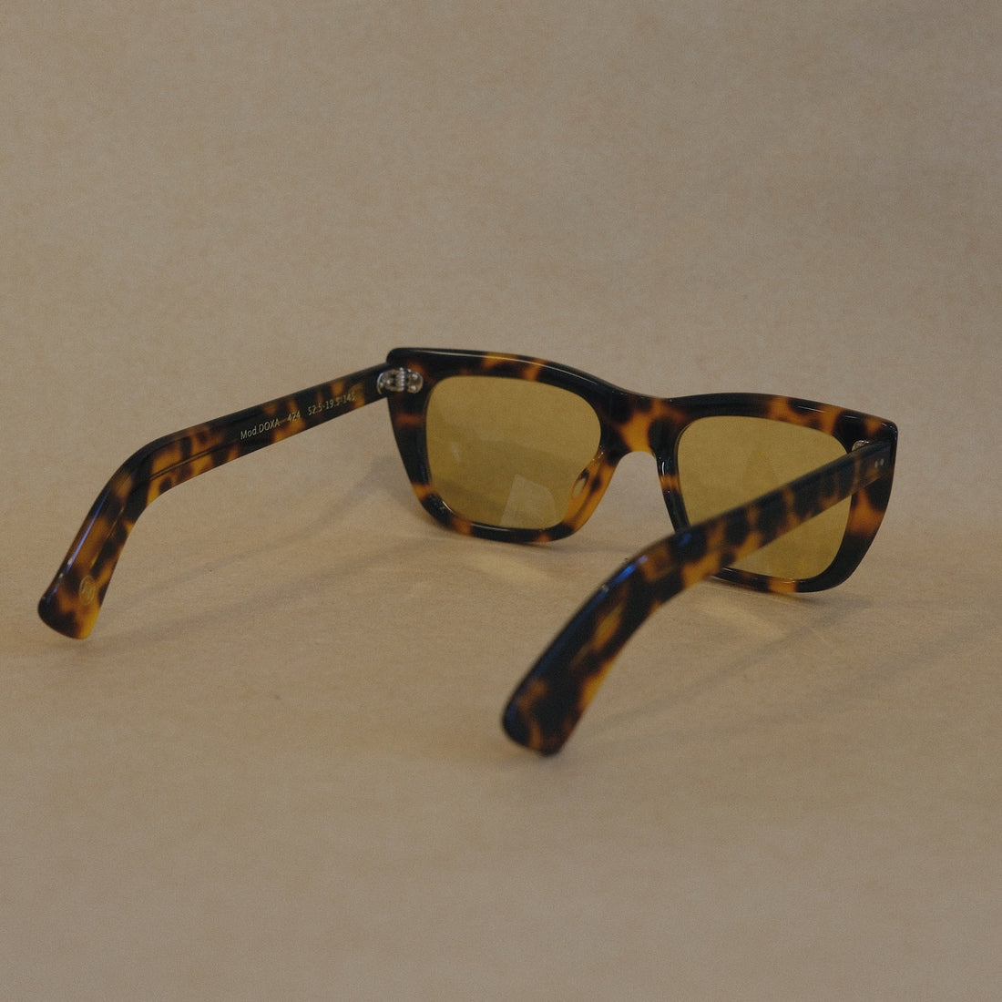 Doxa / Ecaille Fonce