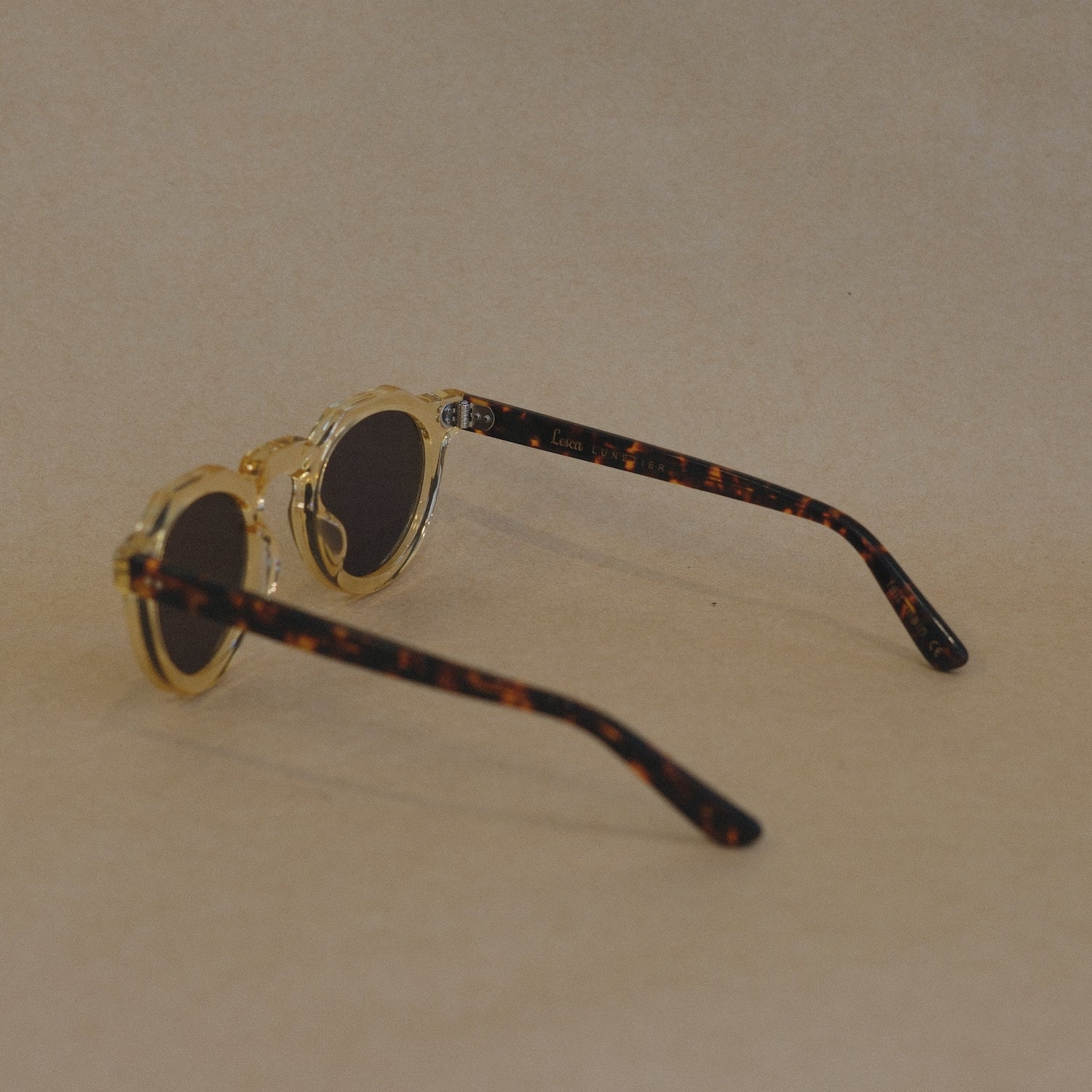 Pica / Champagne Ecaille Fonce