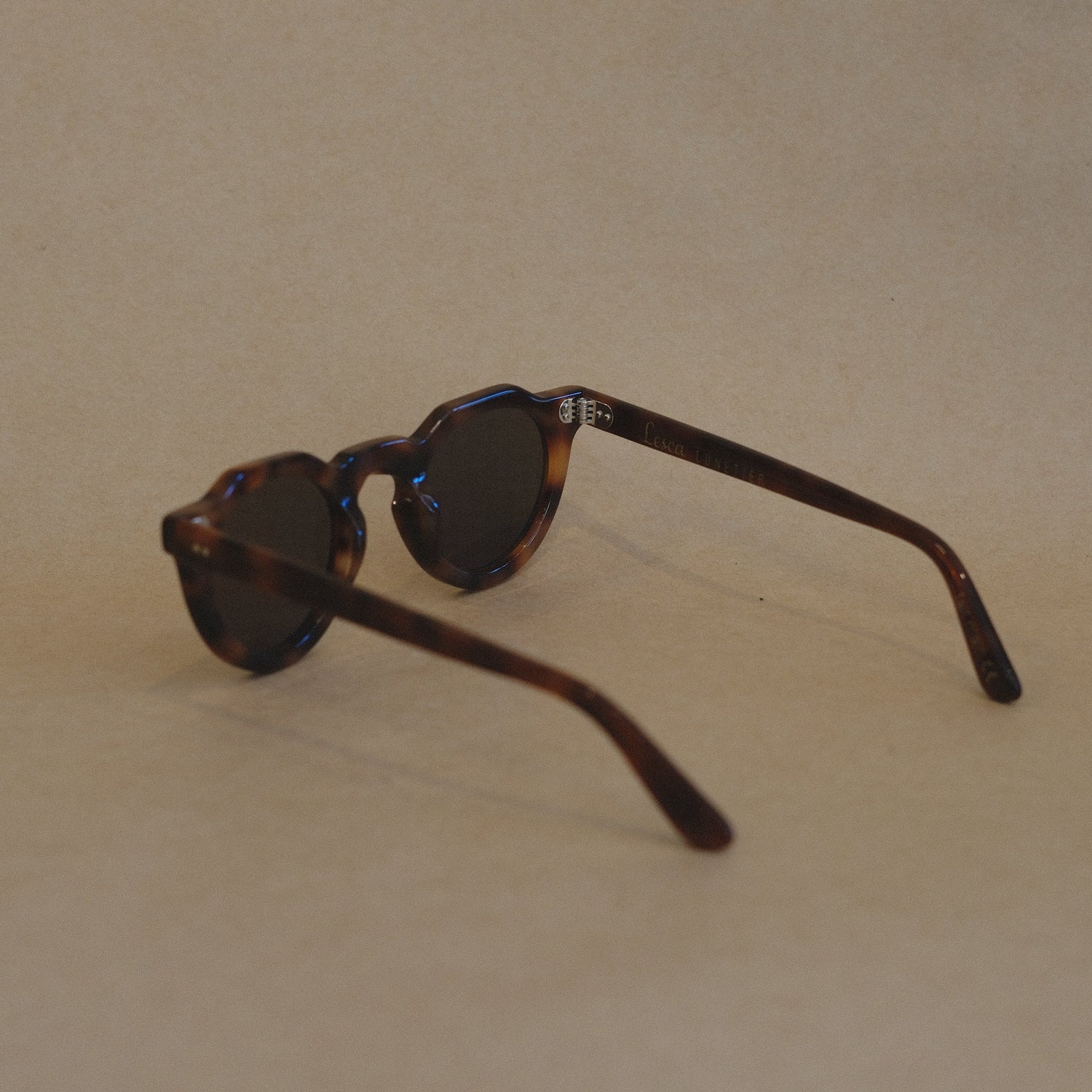 Pica / Ecaille Clair