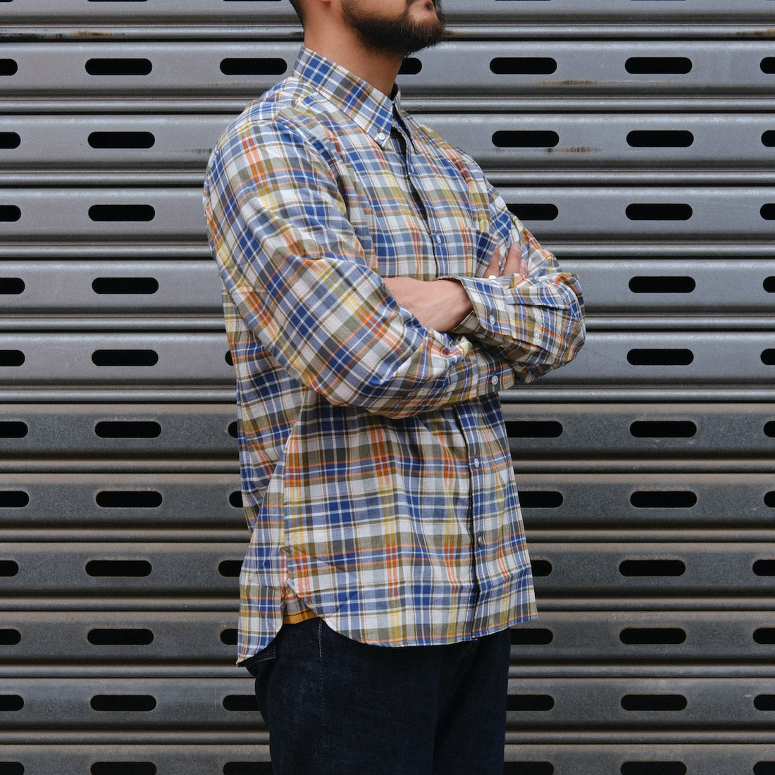 Madras Button Down Shirt / Navy Natural Check