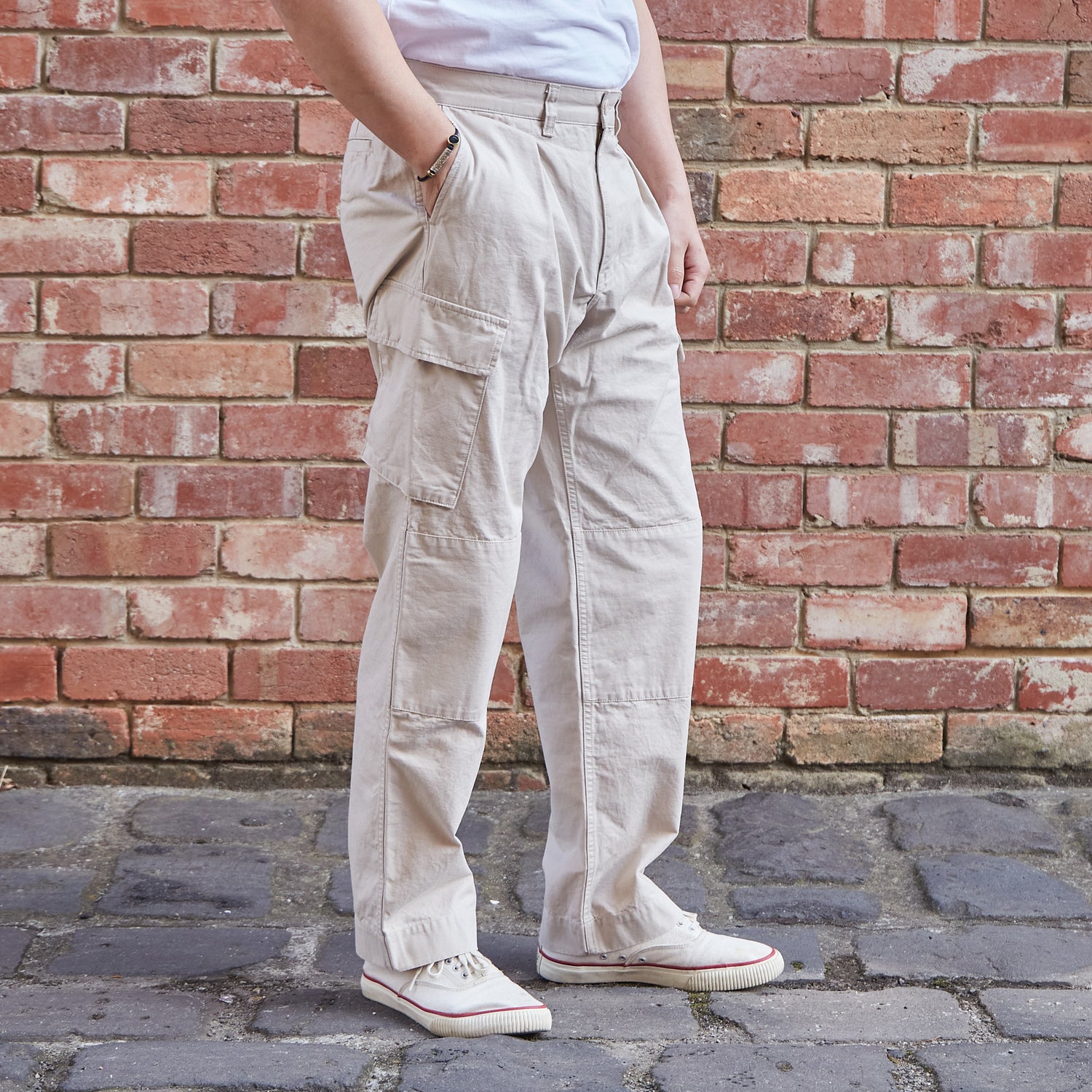 Military Cargo Pants / Sand Beige