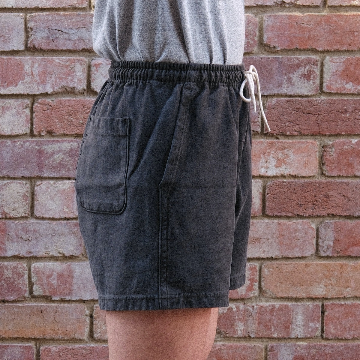 Super Tuck Shorts / Black