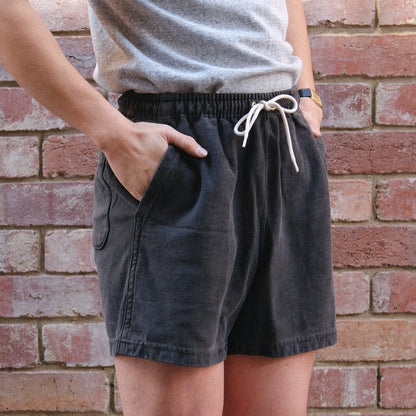 Super Tuck Shorts / Black