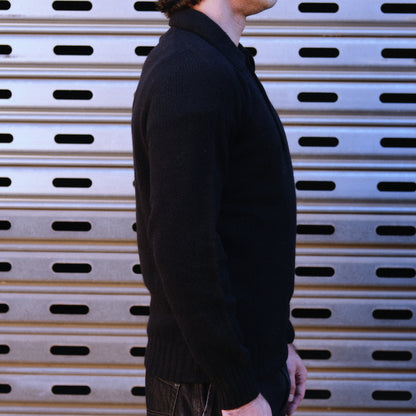 Henley Neck Sweater / Black