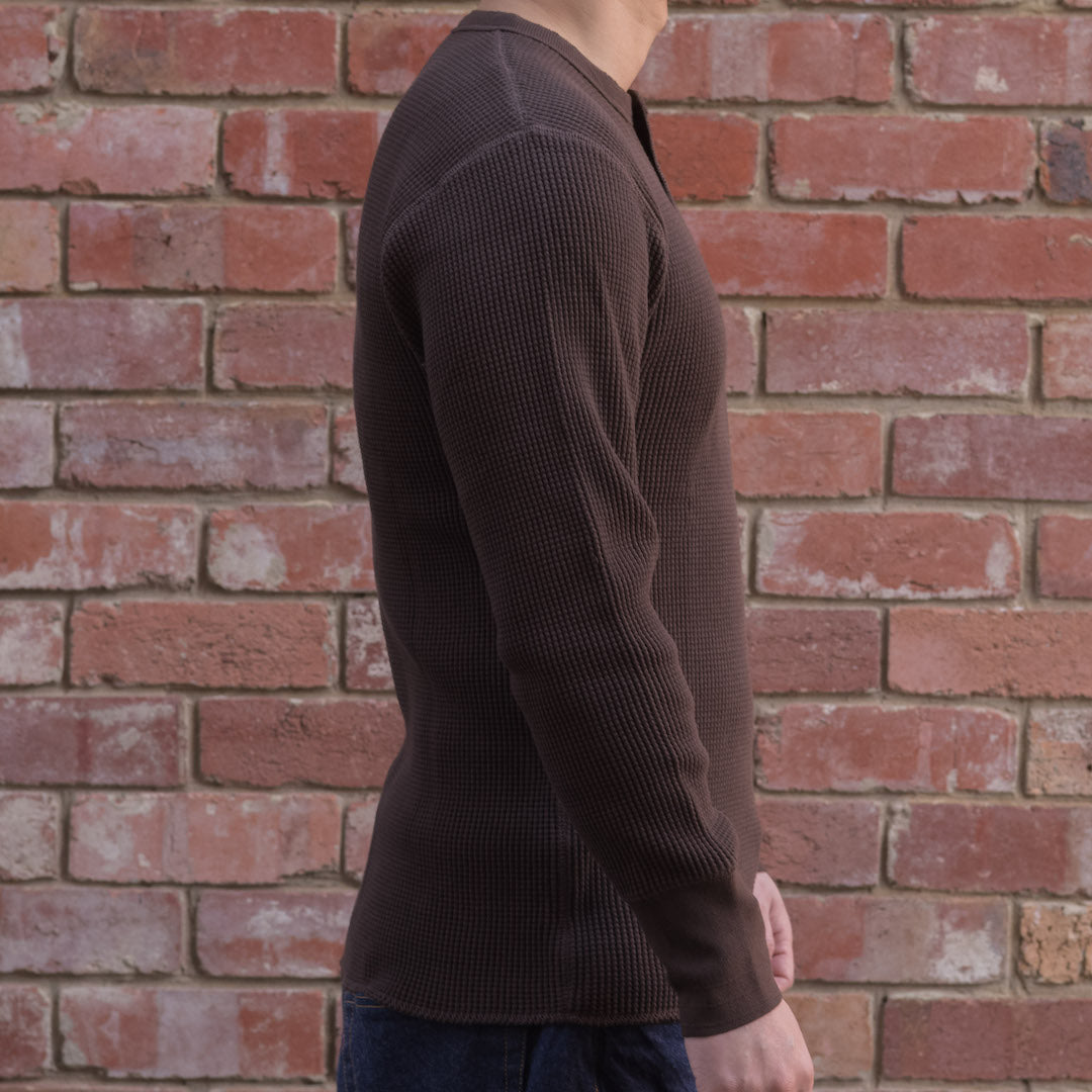 Henley Waffle Tee / Dark Brown