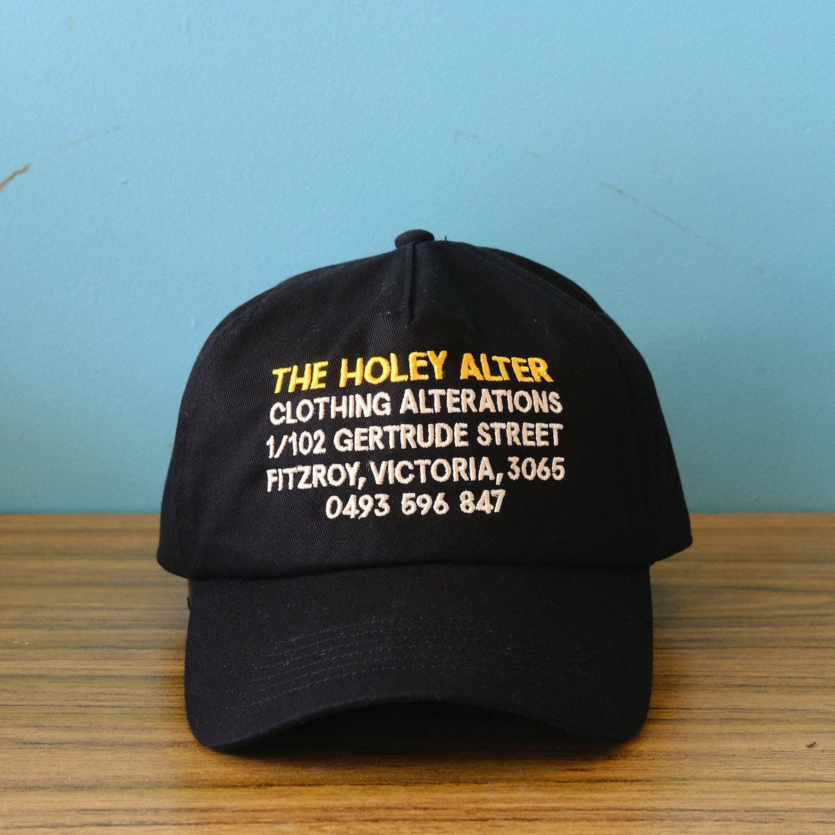 The Holey Alter / Merchants Cap / Black Yellow White