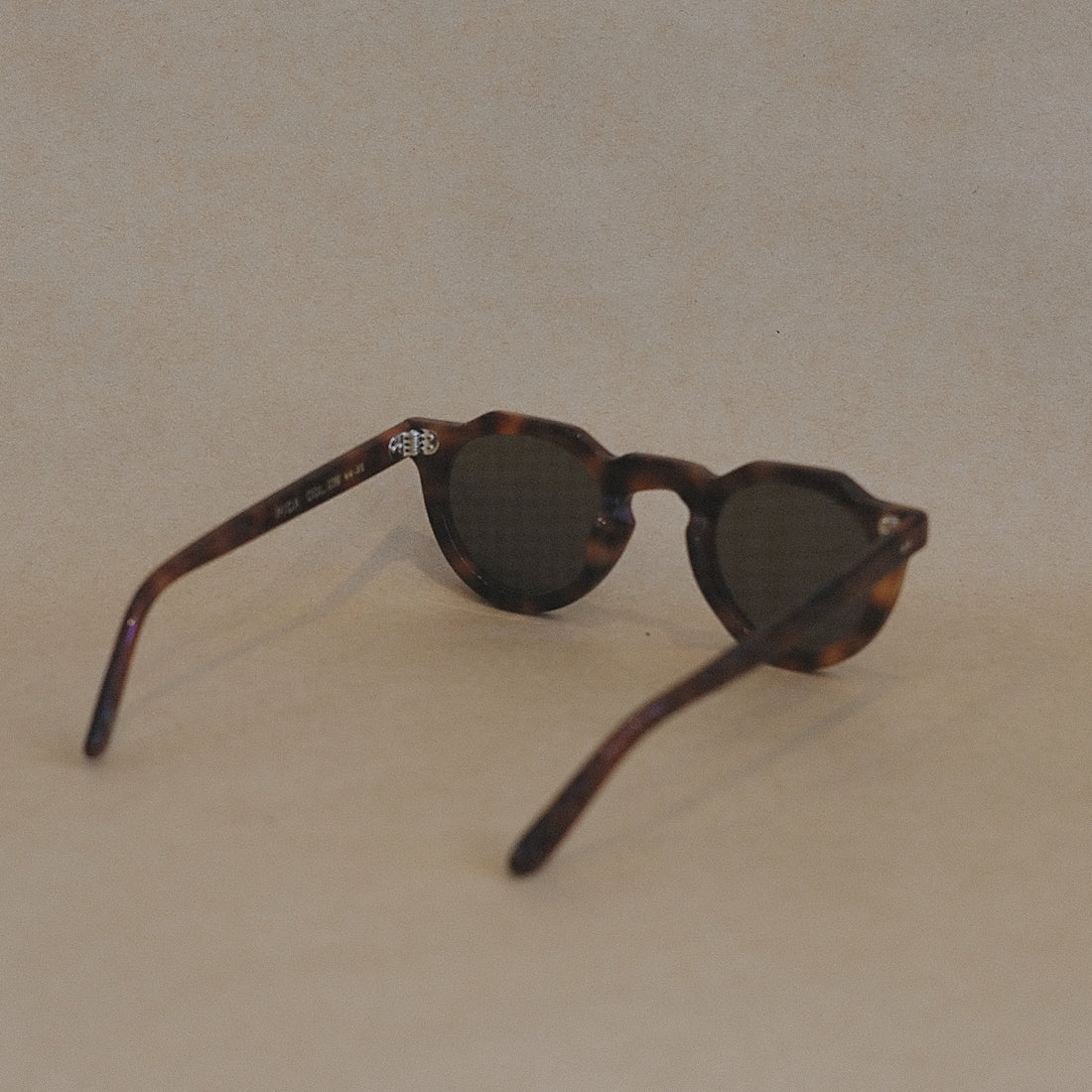 Pica / Ecaille Clair