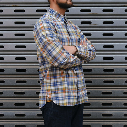Madras Button Down Shirt / Navy Natural Check