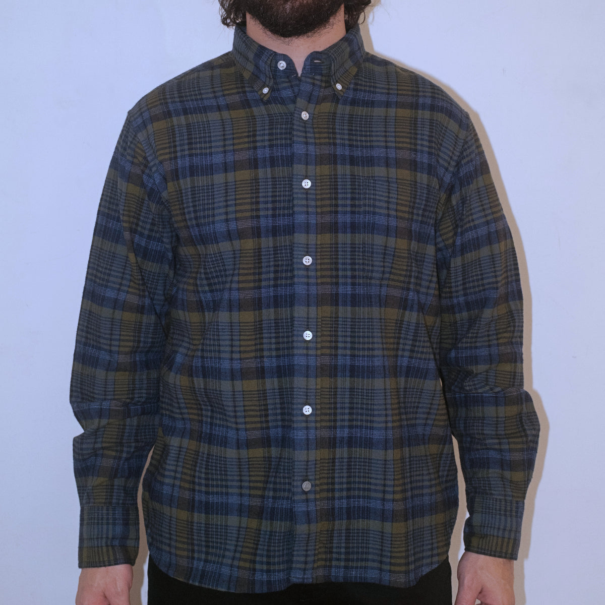 Madras Button Down Shirt / Indigo Olive Check