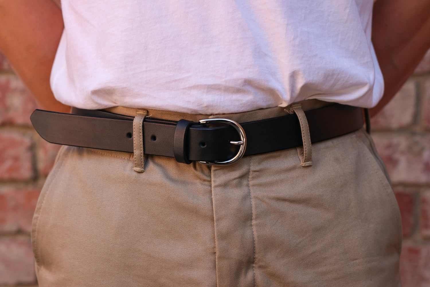 Silver Buckle / Regular Black