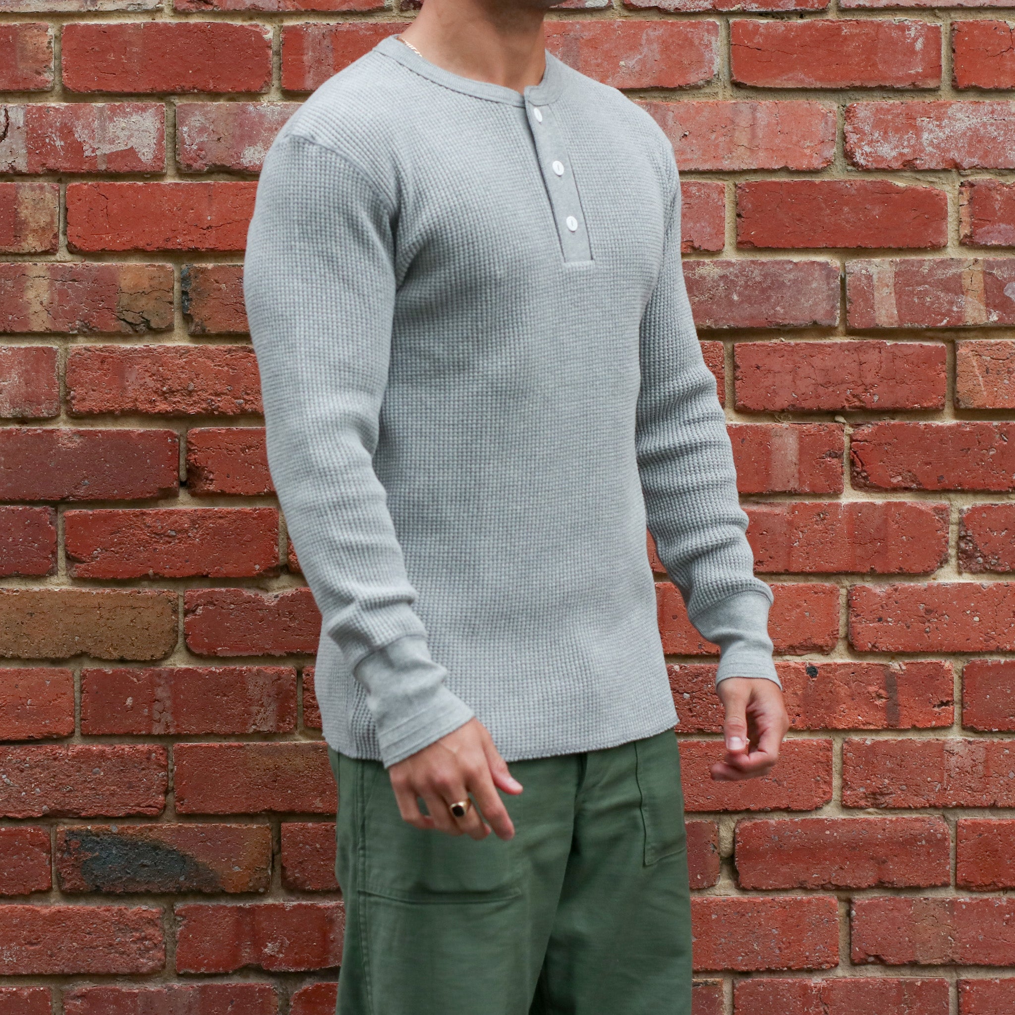 Henley Waffle Tee / Grey