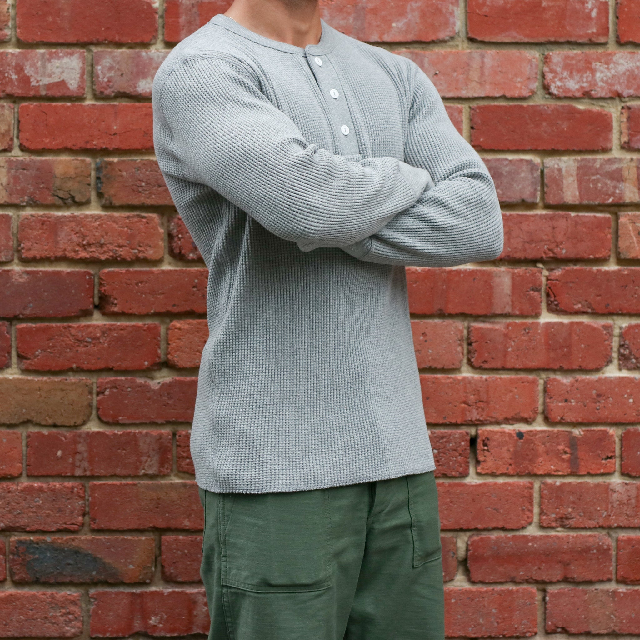Henley Waffle Tee / Grey